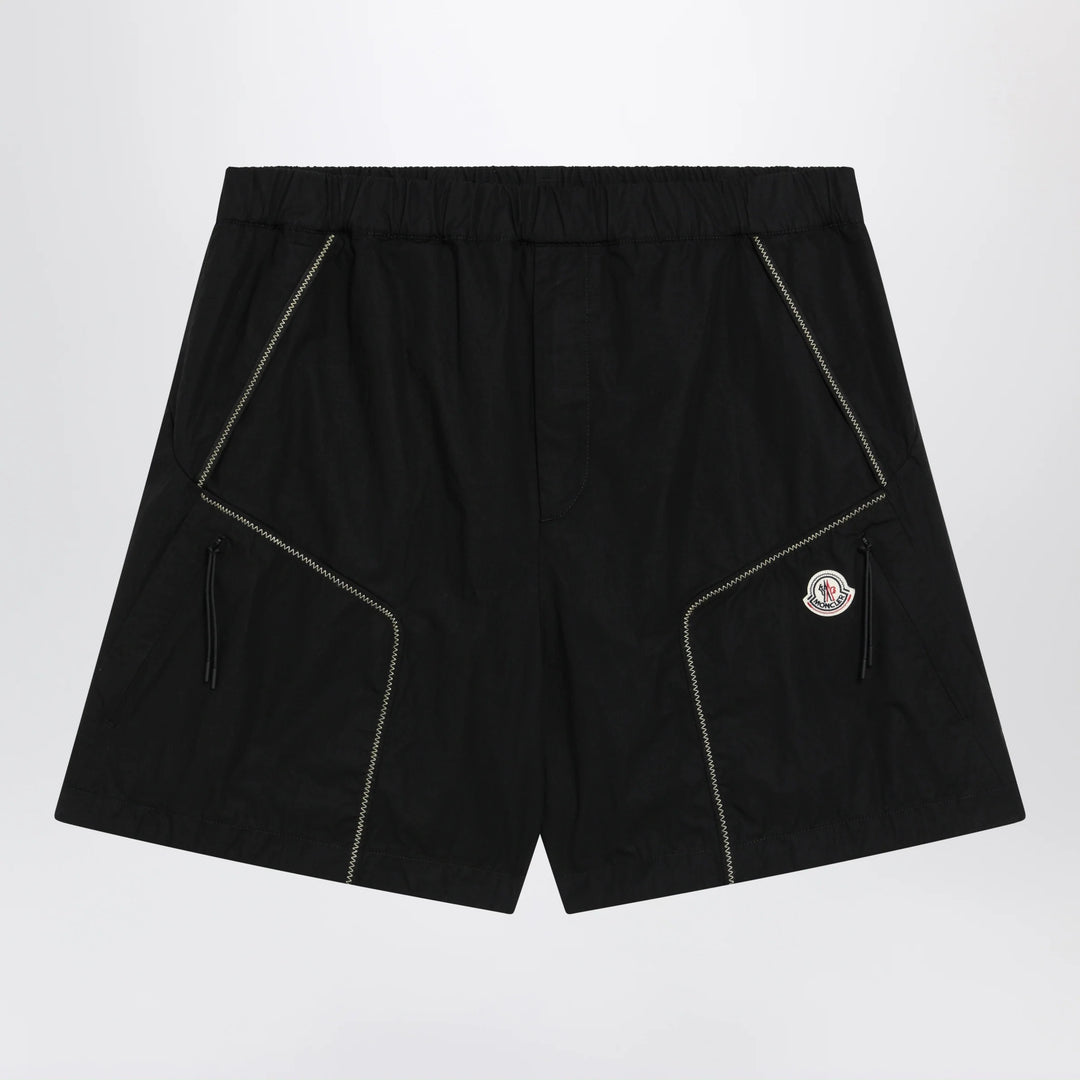 Moncler - Black cargo shorts in cotton gabardine
