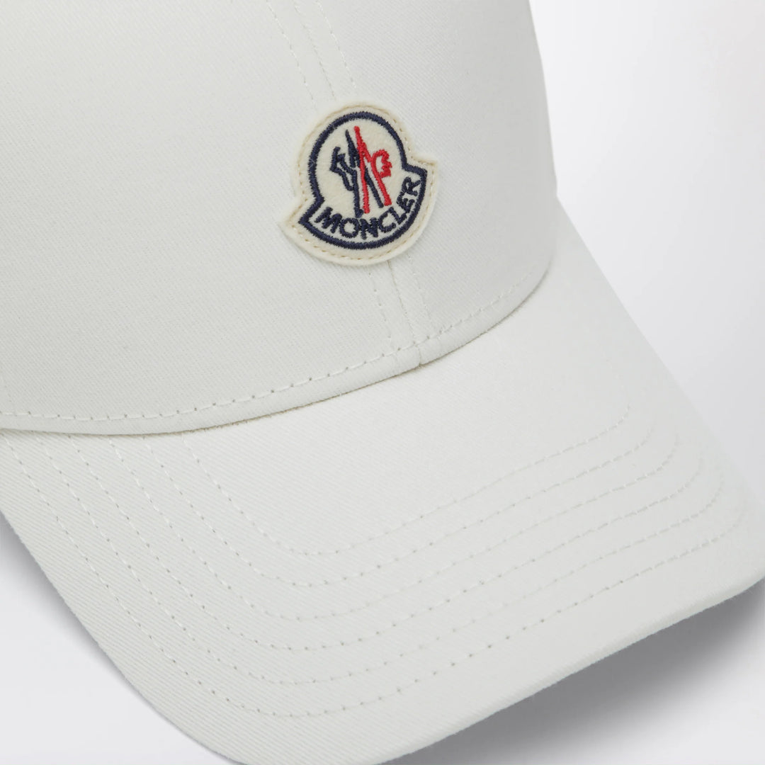 Moncler - Baseball cap with a logo patch