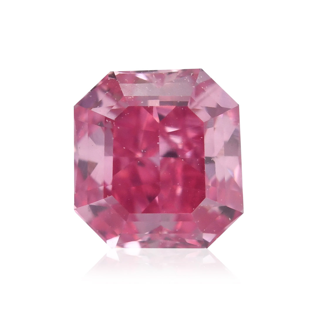 0.26 Carat Fancy Vivid Purplish Pink Radiant Argyle Diamond VVS1 GIA