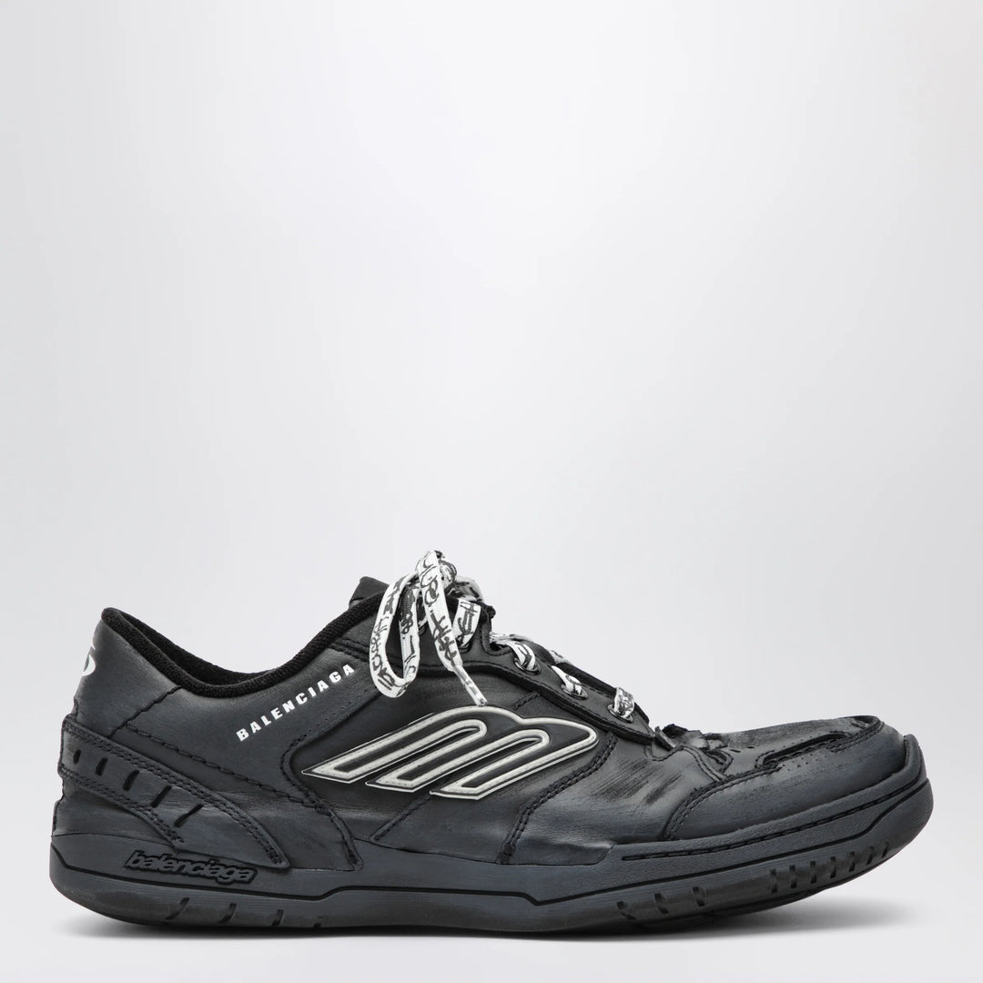 Balenciaga - Hamptons Worn-Out black sneakers