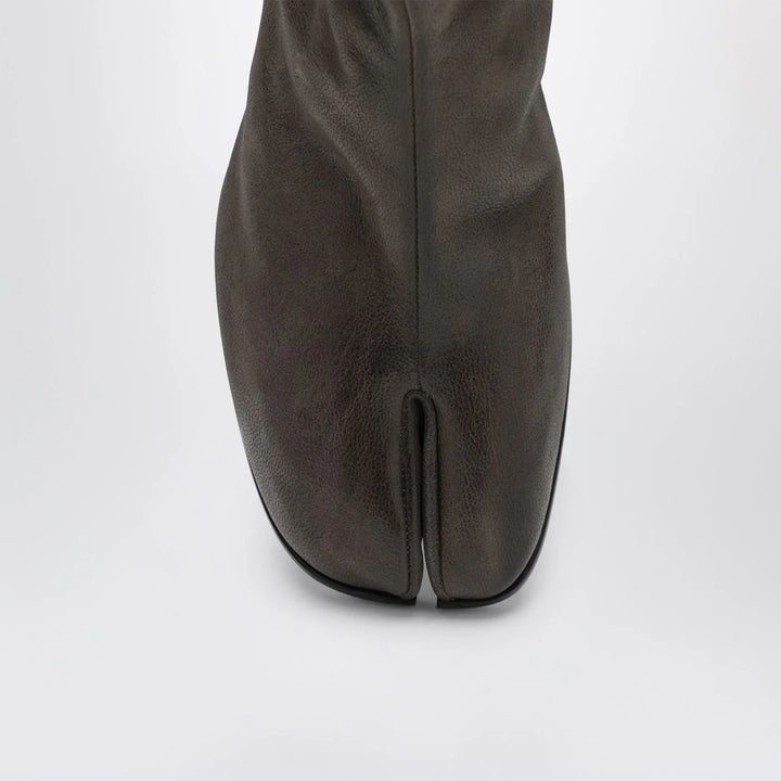 Maison Margiela - Tabi ankle boot in brown leather