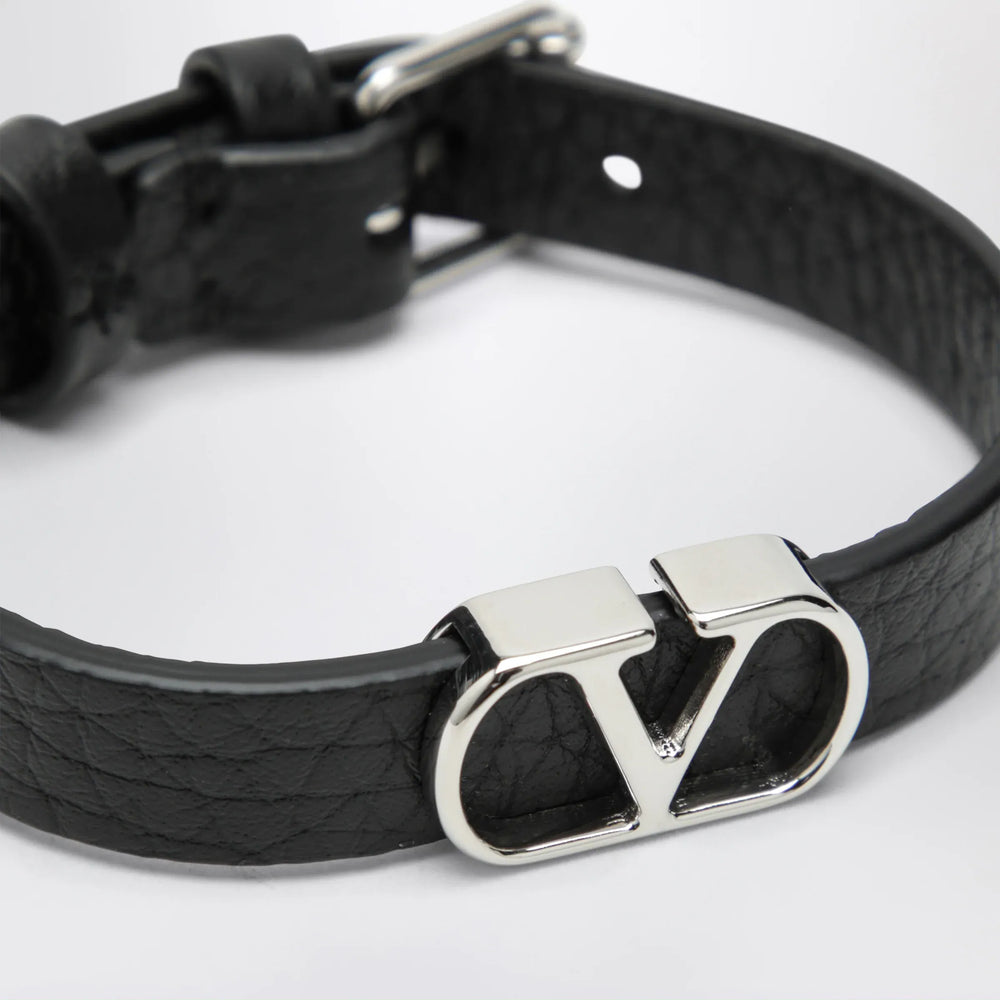 Valentino Garavani - VLogo Signature bracelet in grained calfskin leather, black Brand Apparel & Accessories > Jewelry TU