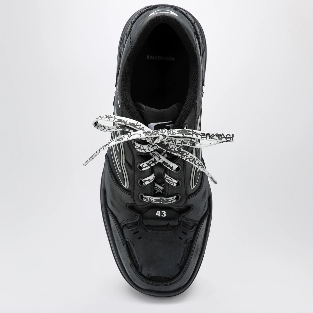 Balenciaga - Hamptons Worn-Out black sneakers