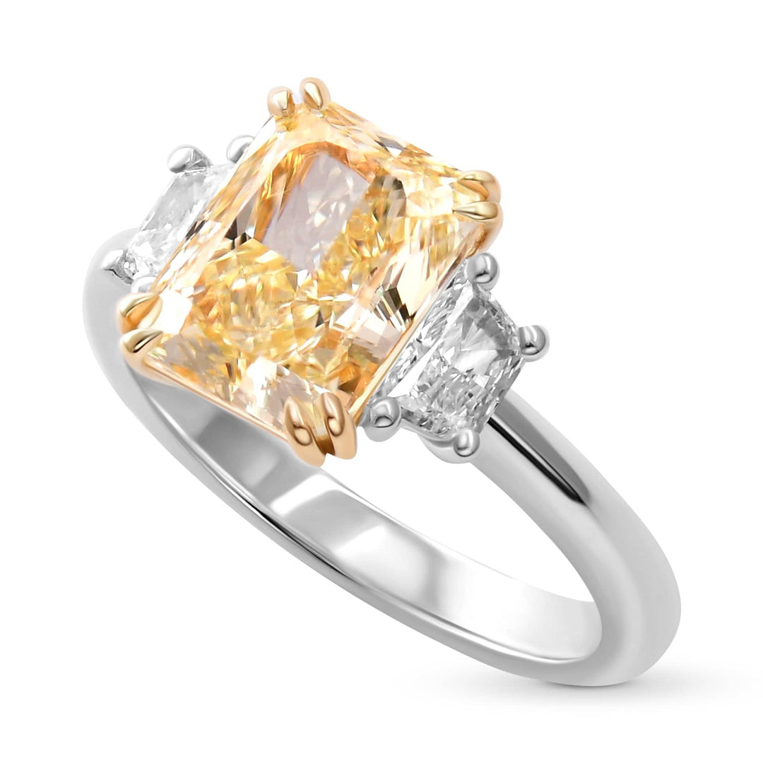 LEIBISH 3.18ct Light Yellow Radiant Three-Stone Diamond Ring Brand Ring